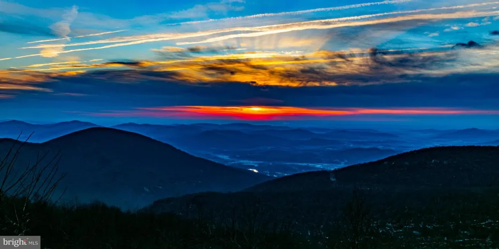 905 DIAMOND HILL Wintergreen, VA 22967