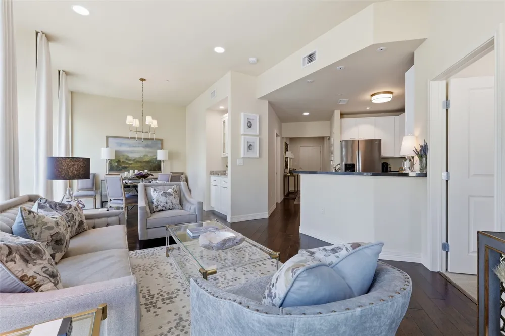 500 Throckmorton Street #911 Fort Worth, TX 76102