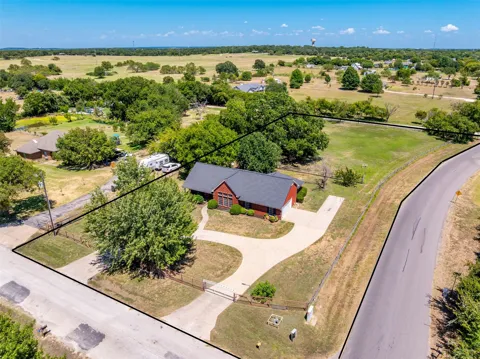 800 Oak Lane Drive