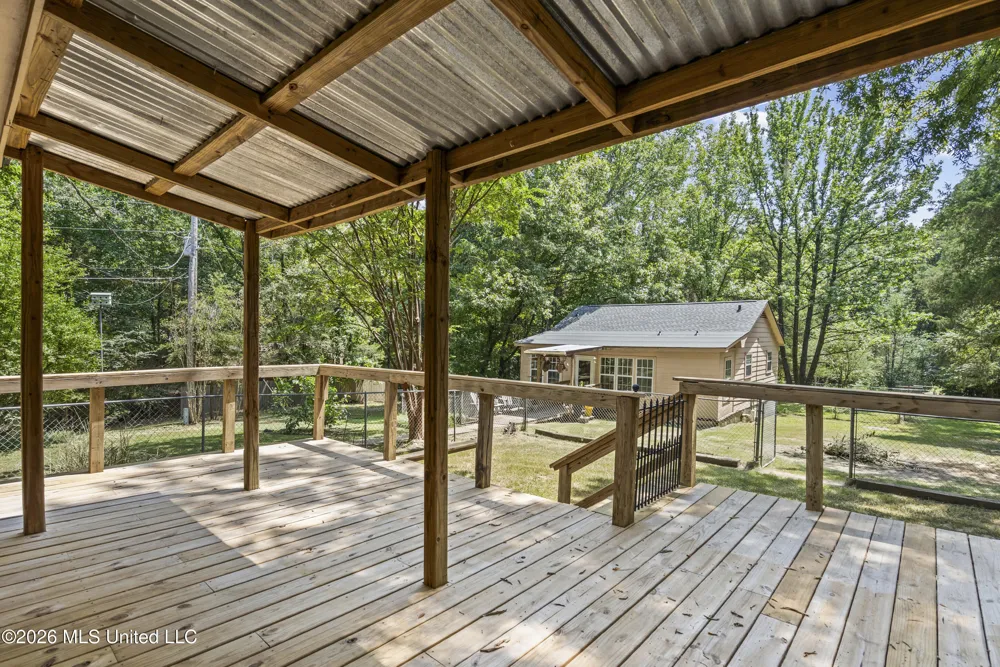177 Dempsey Drive Byhalia, MS 38611