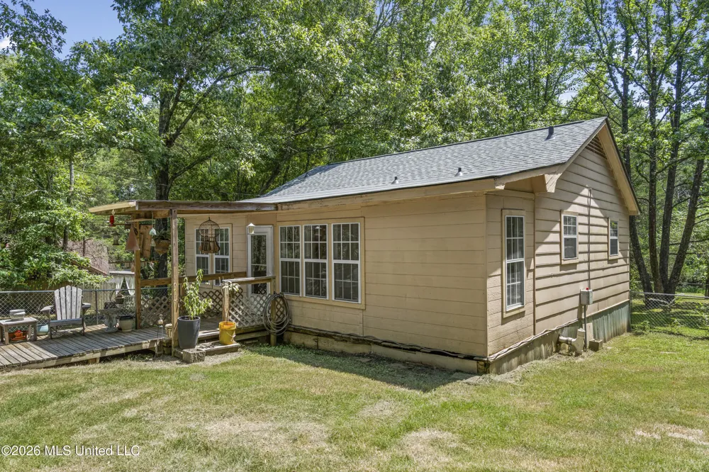 177 Dempsey Drive Byhalia, MS 38611