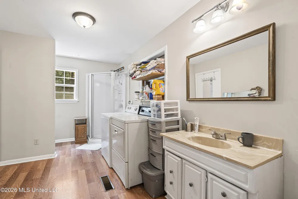 177 Dempsey Drive Byhalia, MS 38611