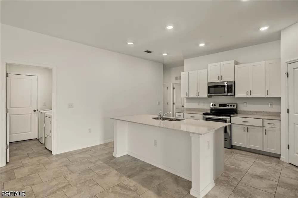 Villa Doria Court North Fort Myers, FL 33917