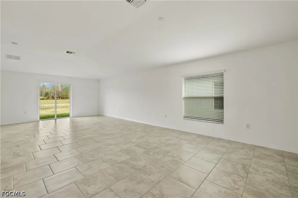 Villa Doria Court North Fort Myers, FL 33917