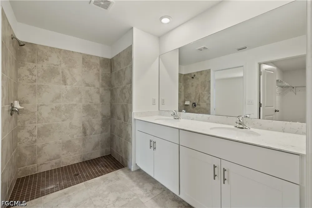 Villa Doria Court North Fort Myers, FL 33917