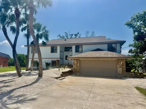 607 IXORA AVENUE