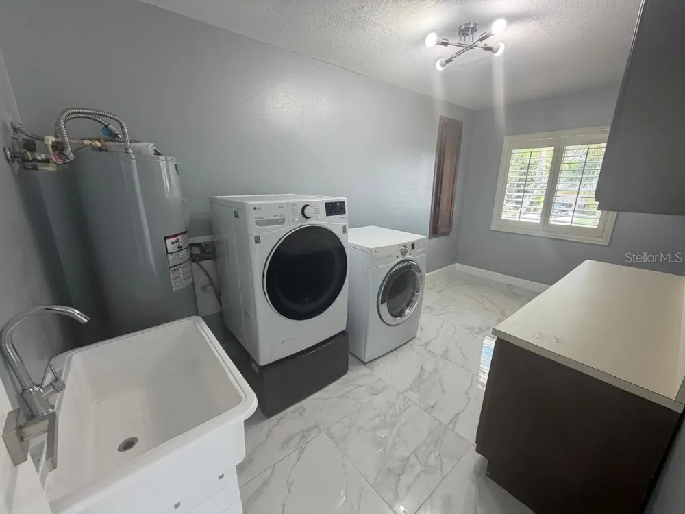 607 IXORA AVENUE Ellenton, FL 34222