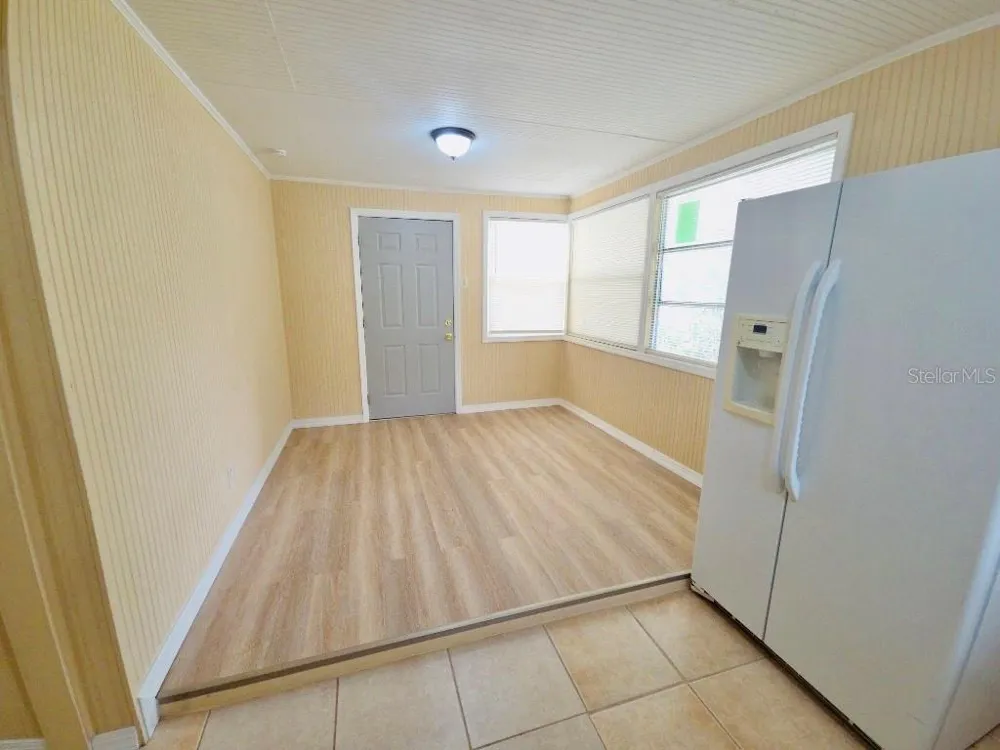 1018 E HOLLAND AVENUE Tampa, FL 33612