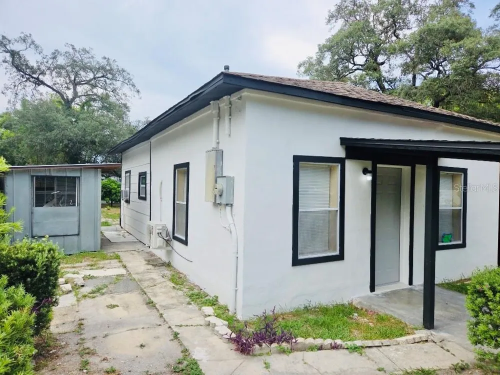 1018 E HOLLAND AVENUE Tampa, FL 33612