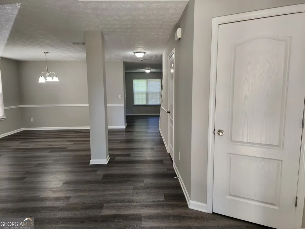 2382 Temple View DR Snellville, GA 30078