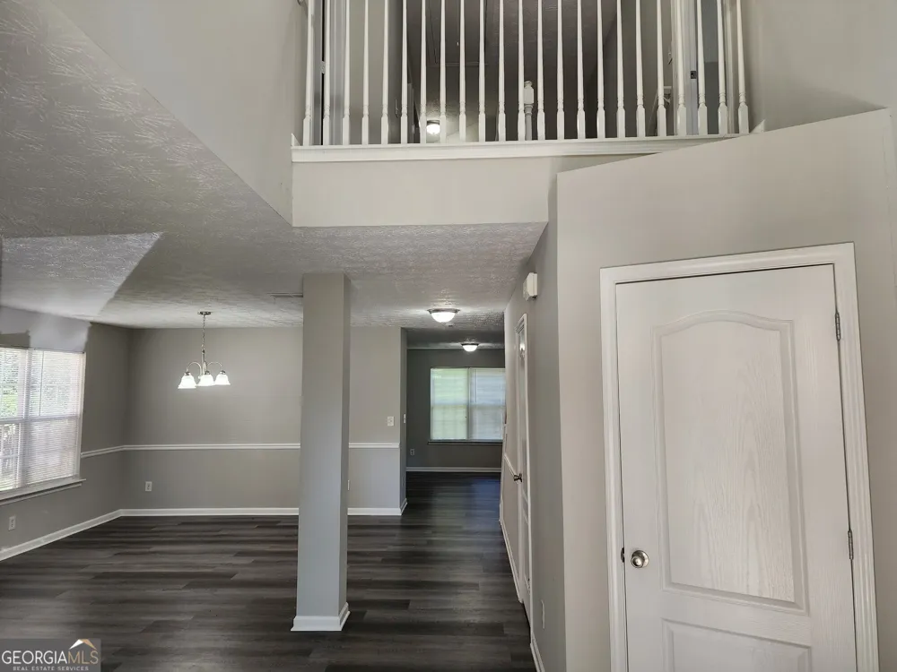 2382 Temple View DR Snellville, GA 30078