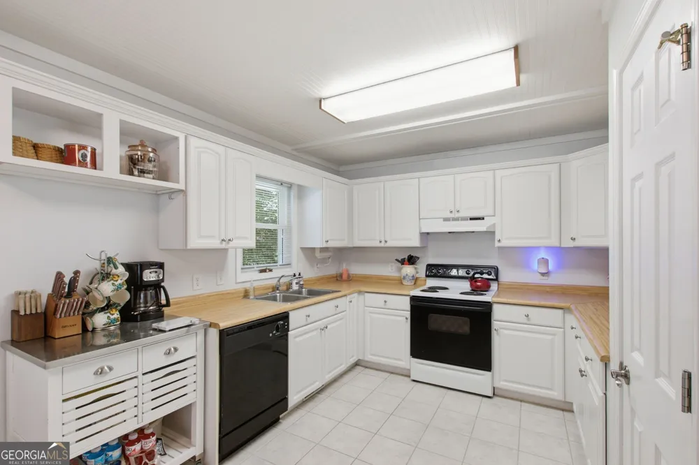 834 Hardy RD Martin, GA 30557
