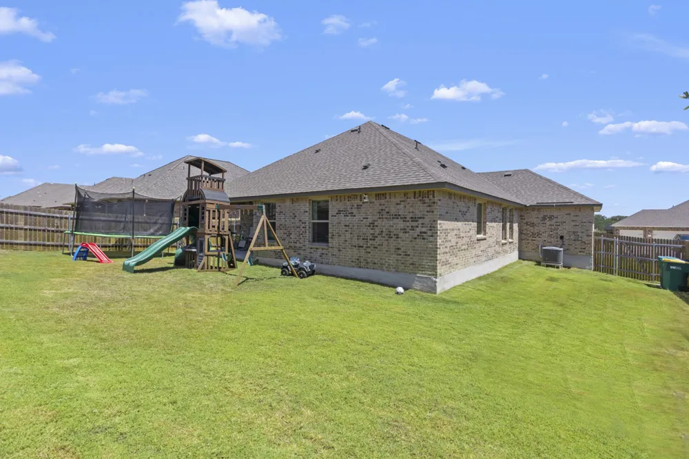5724 St Charles Drive Belton, TX 76513