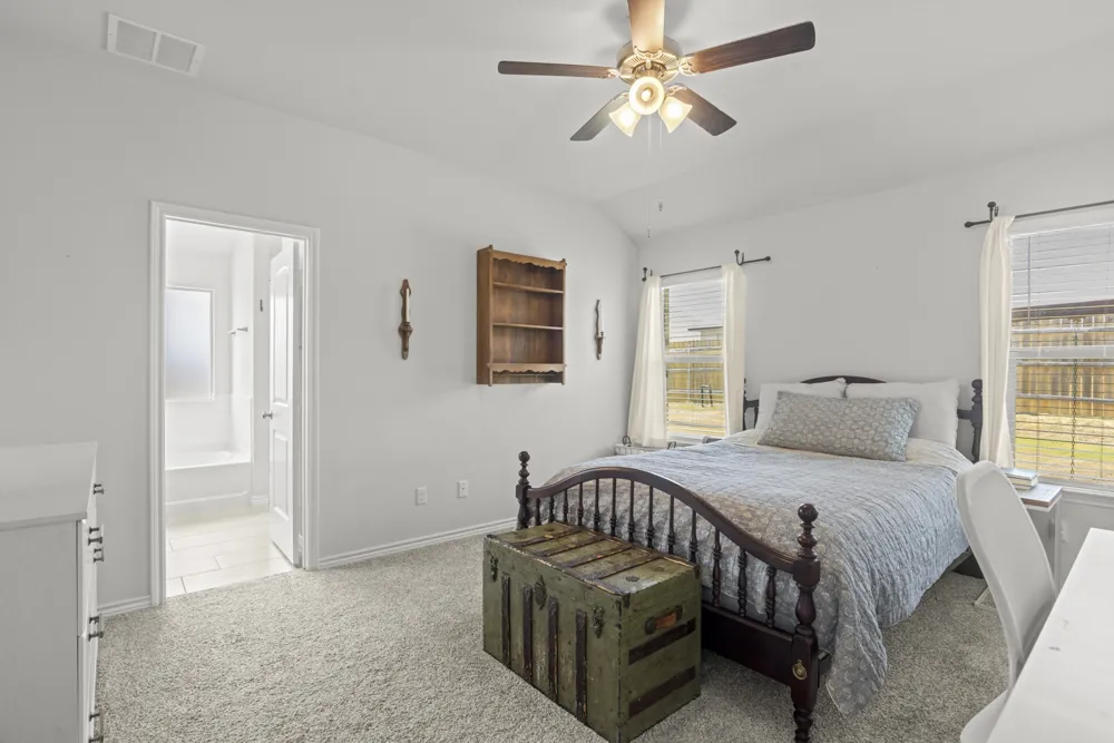 5724 St Charles Drive Belton, TX 76513