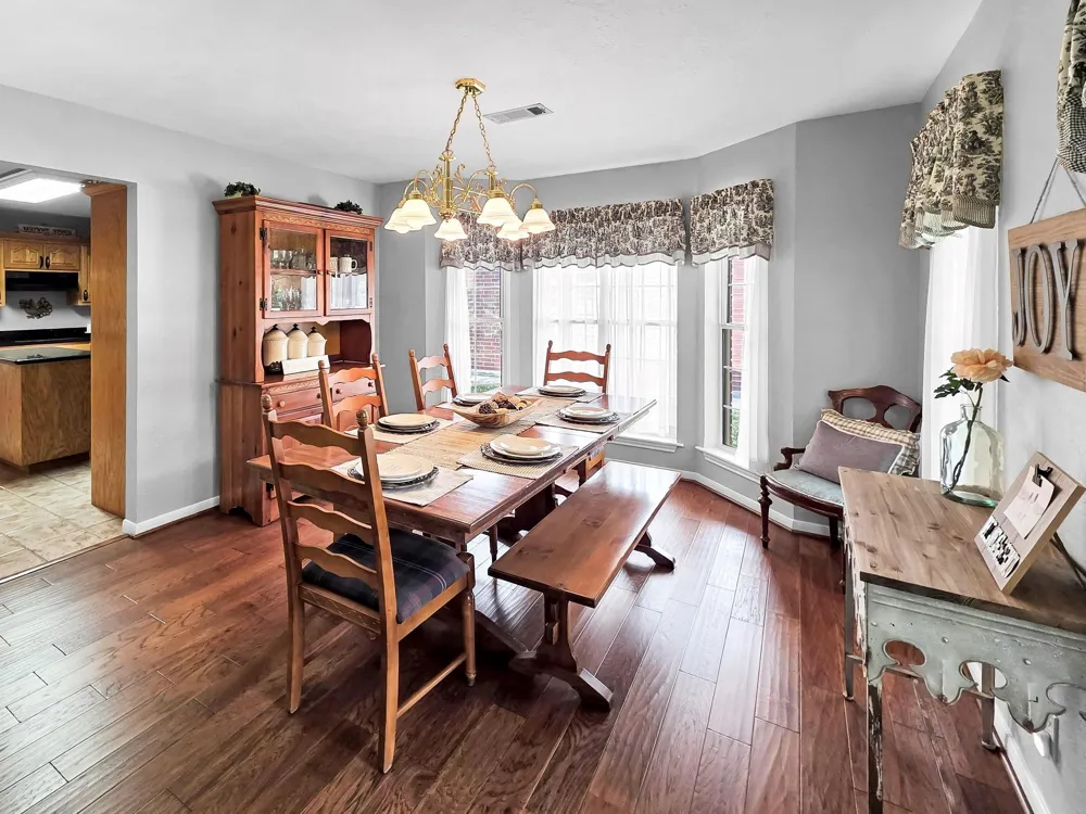 1000 Forsythia Drive Village Mills, TX 77663