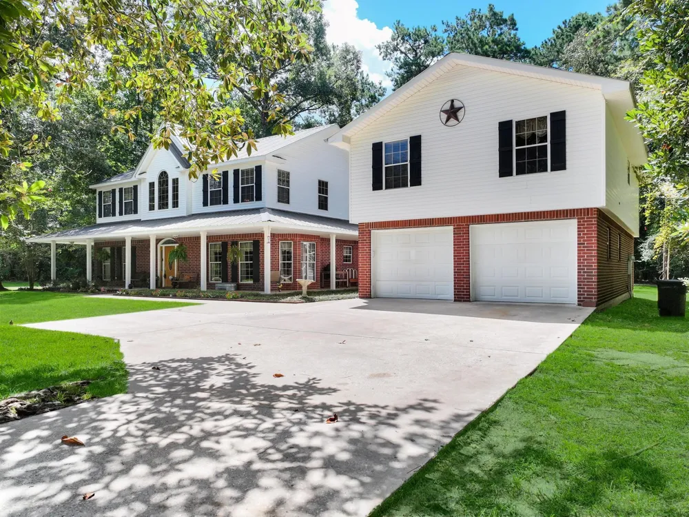 1000 Forsythia Drive Village Mills, TX 77663