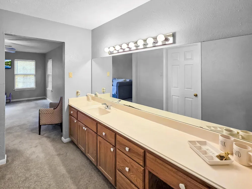 1000 Forsythia Drive Village Mills, TX 77663