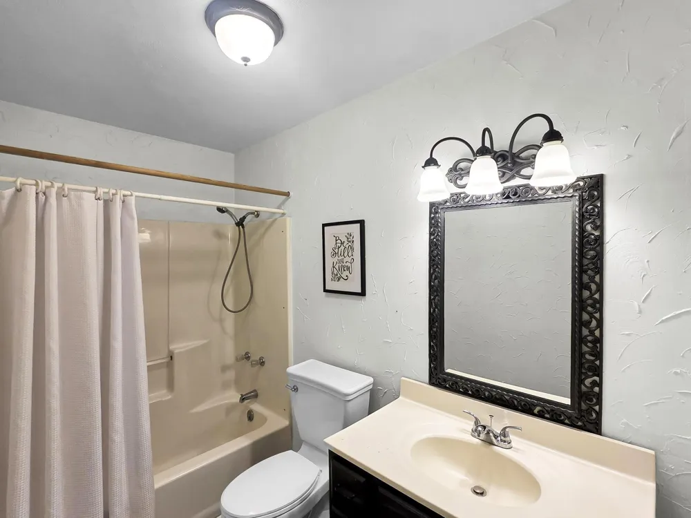 1000 Forsythia Drive Village Mills, TX 77663