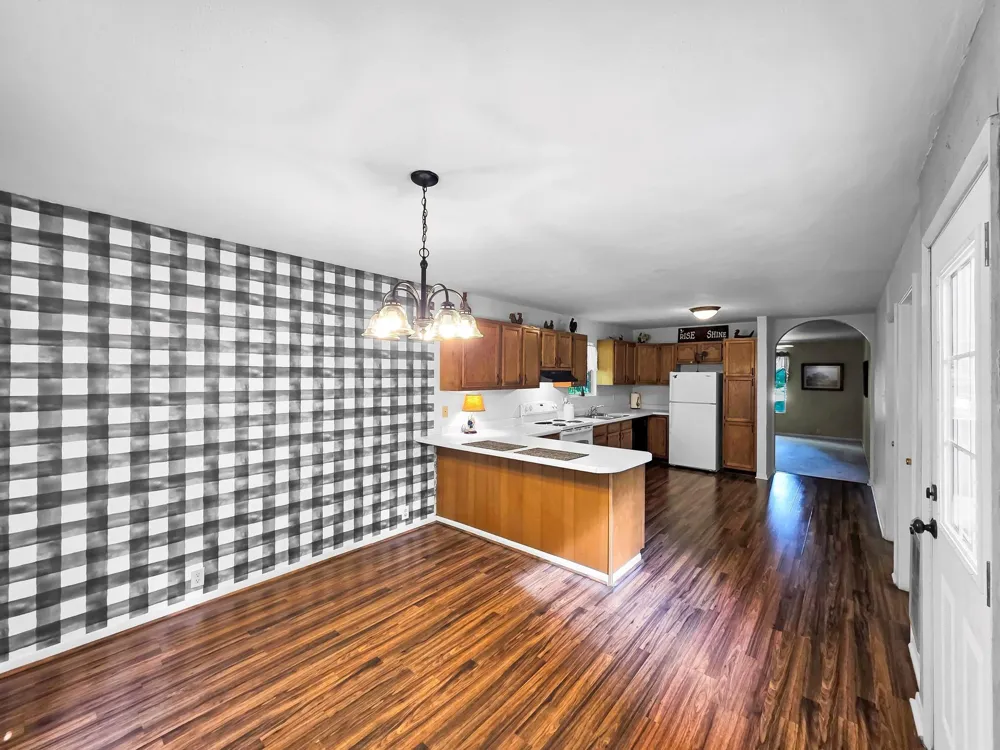 1000 Forsythia Drive Village Mills, TX 77663