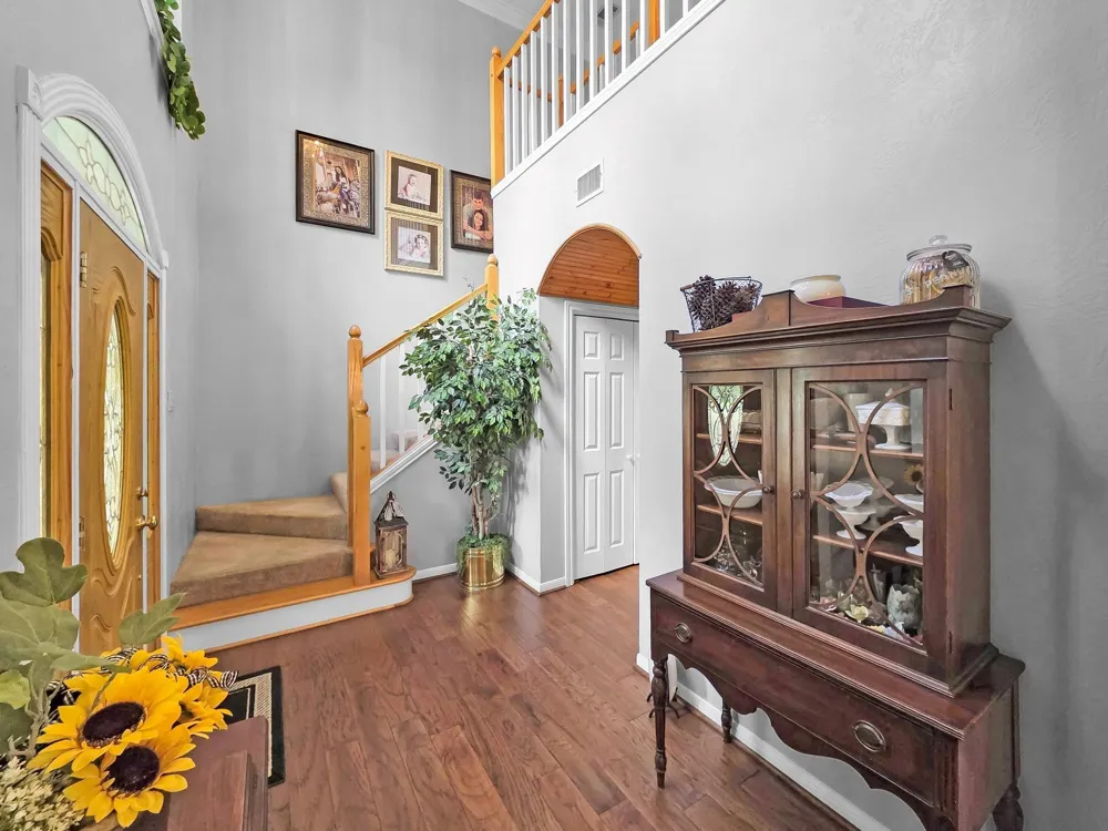 1000 Forsythia Drive Village Mills, TX 77663