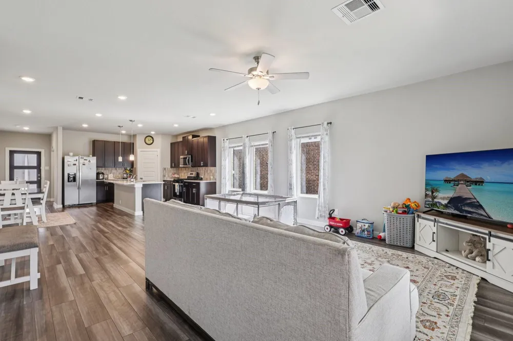 5931 Jenna Way Rosenberg, TX 77471