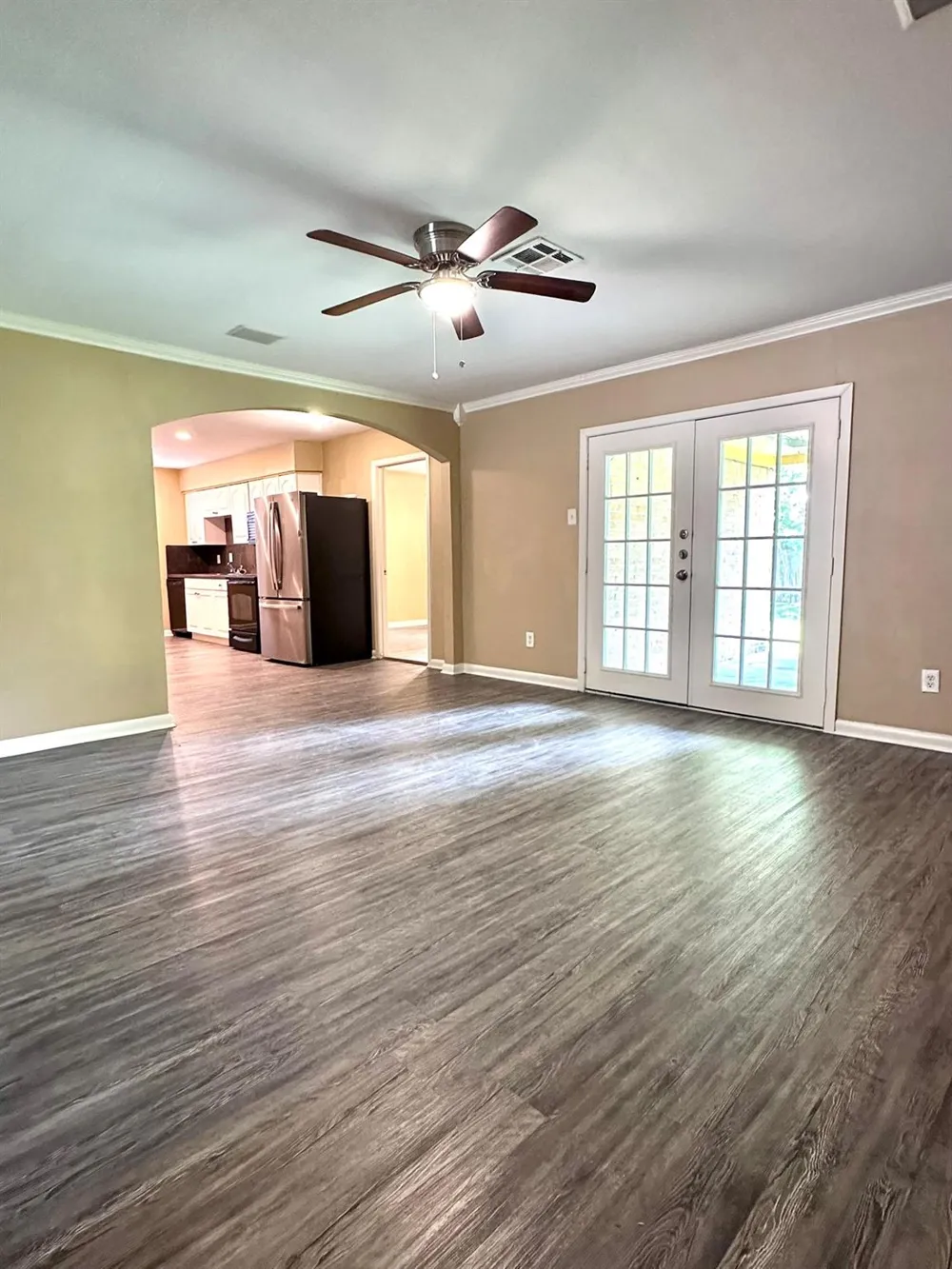 5830 Effingham Drive Houston, TX 77035