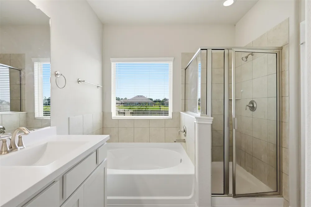 4305 E Bayou Maison Circle Dickinson, TX 77539