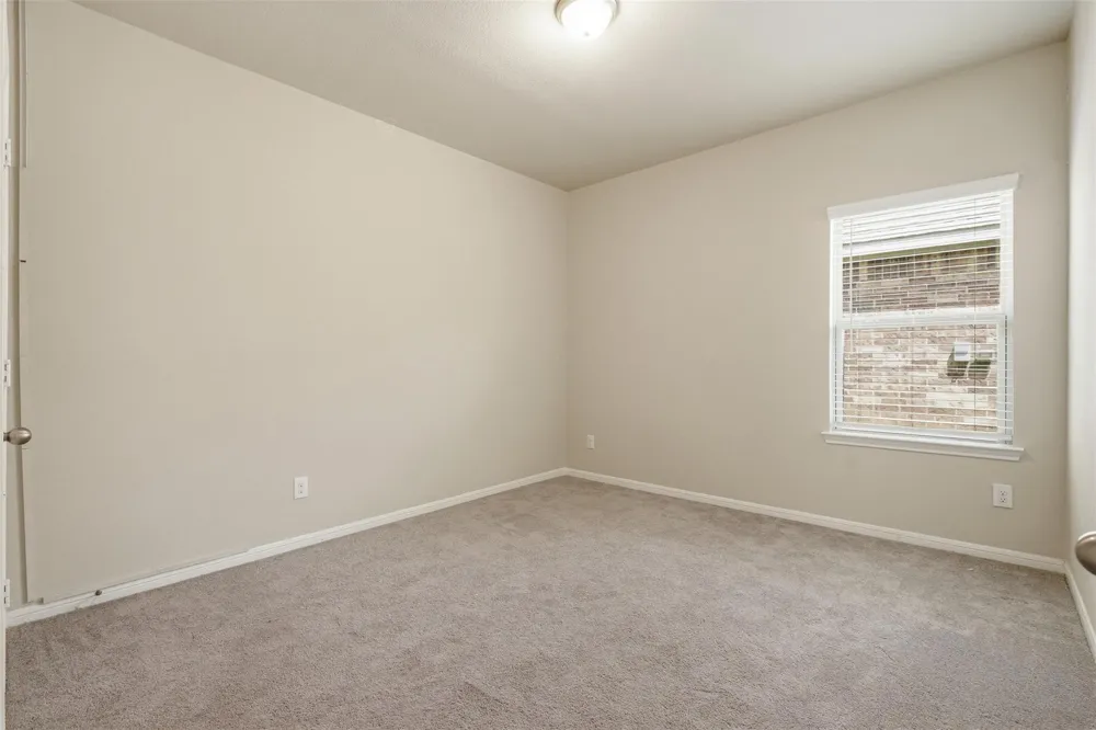 4305 E Bayou Maison Circle Dickinson, TX 77539