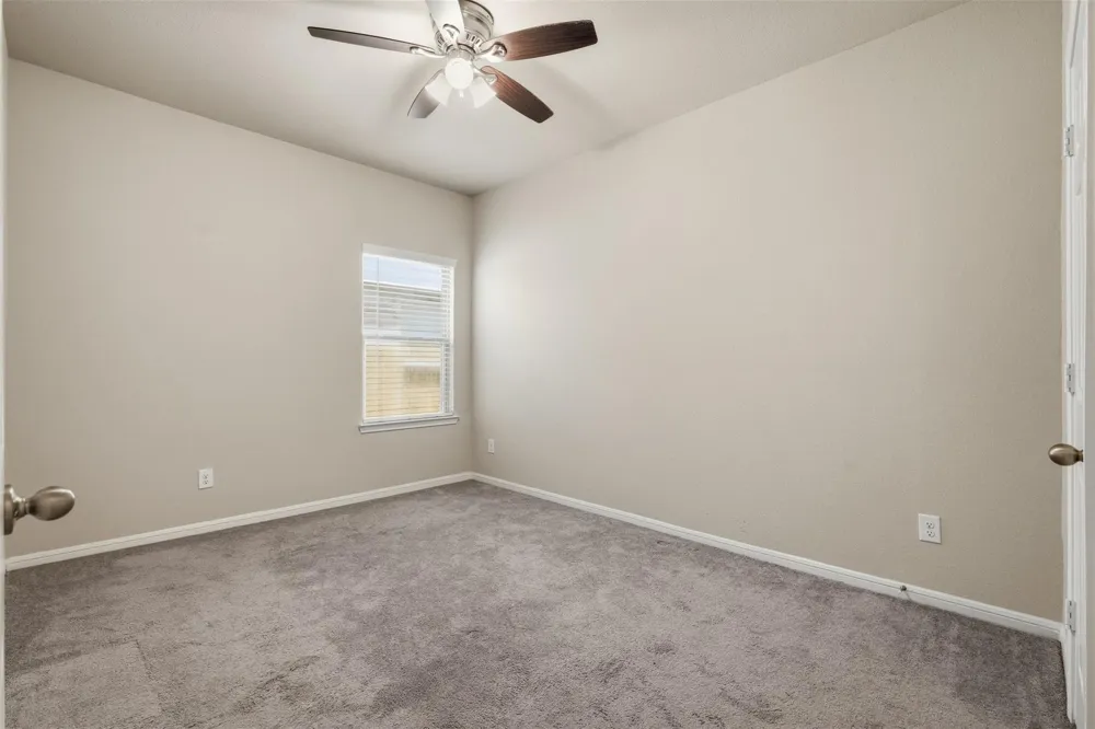 4305 E Bayou Maison Circle Dickinson, TX 77539
