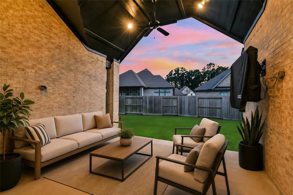 21952 Gateway Arch Drive Porter, TX 77365