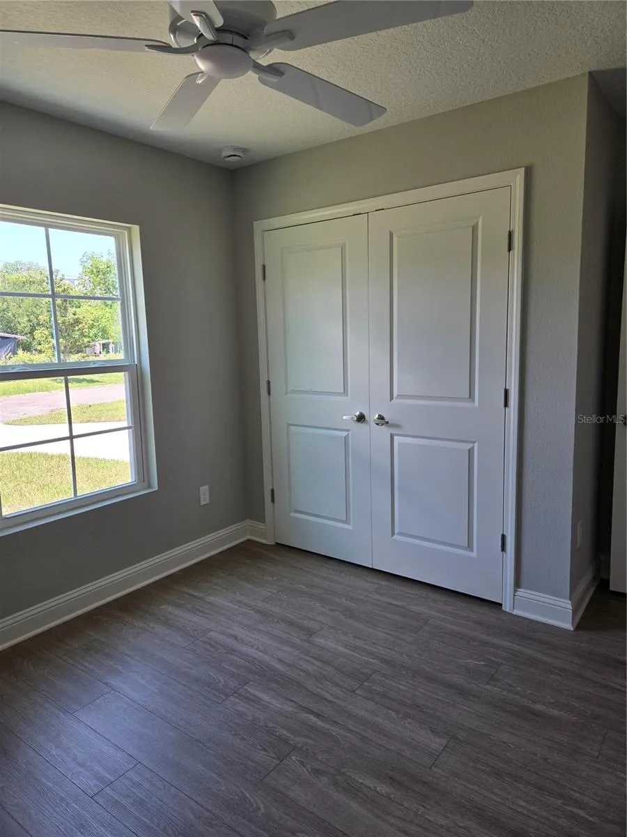 4437 BESSIE CIRCLE E Jacksonville, FL 32209
