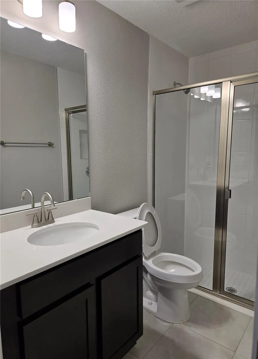 4437 BESSIE CIRCLE E Jacksonville, FL 32209