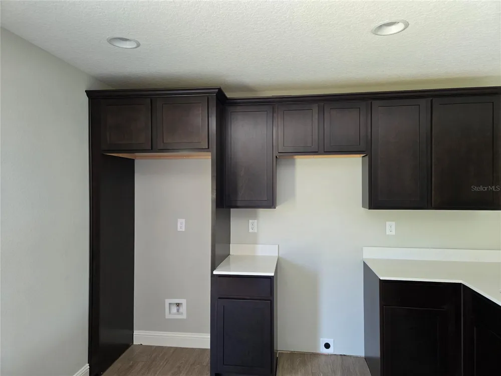 4437 BESSIE CIRCLE E Jacksonville, FL 32209