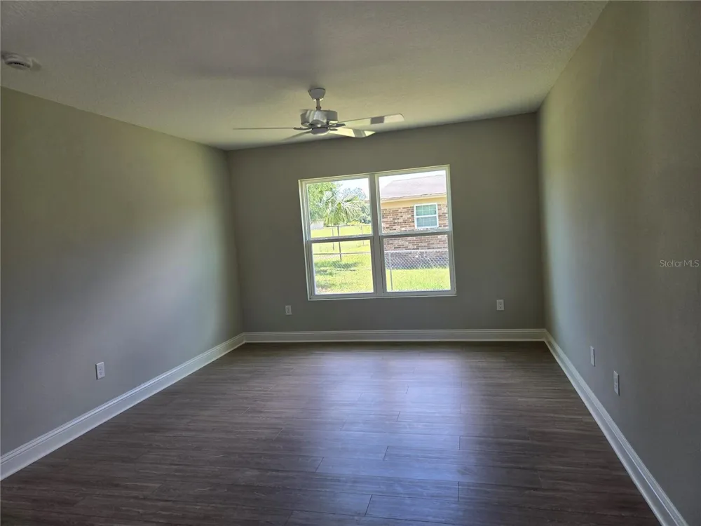 4437 BESSIE CIRCLE E Jacksonville, FL 32209