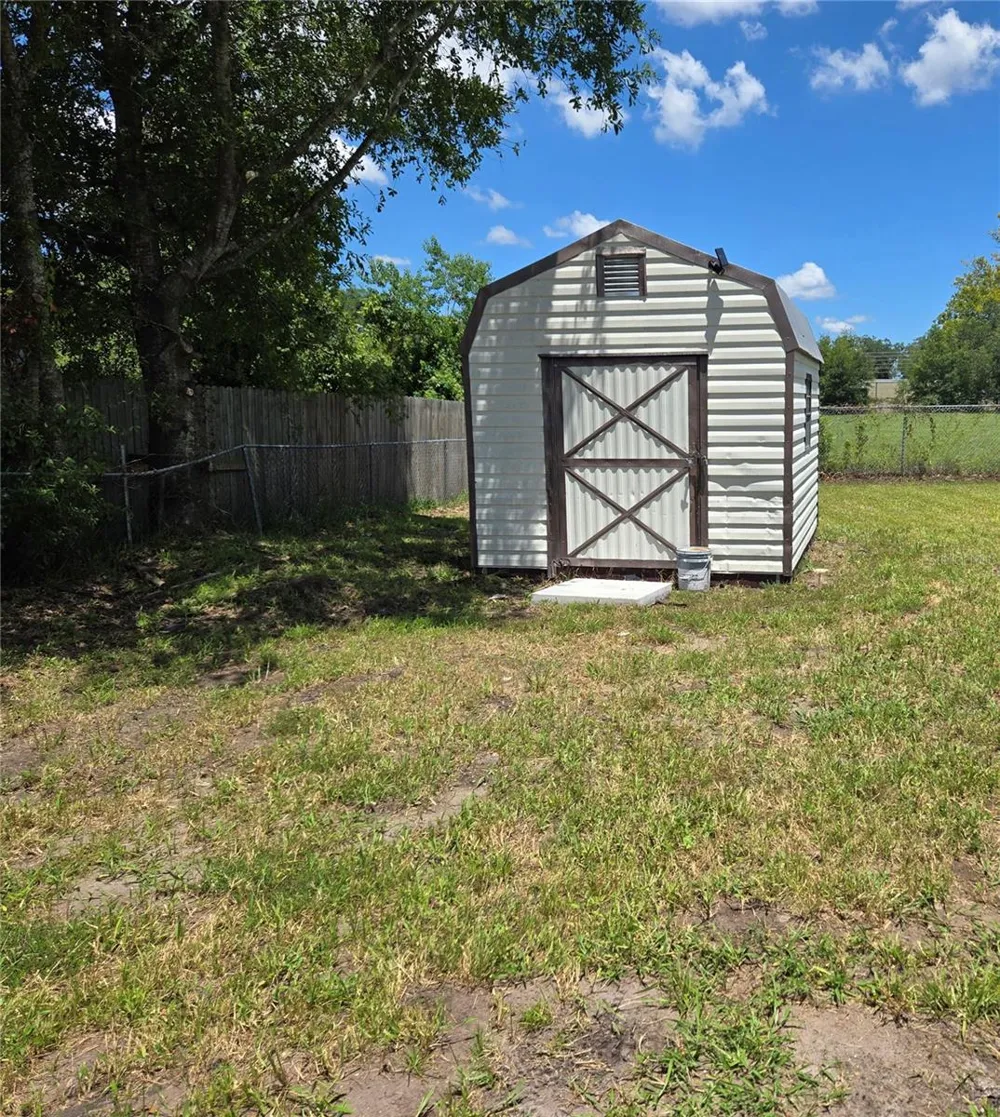 4437 BESSIE CIRCLE E Jacksonville, FL 32209