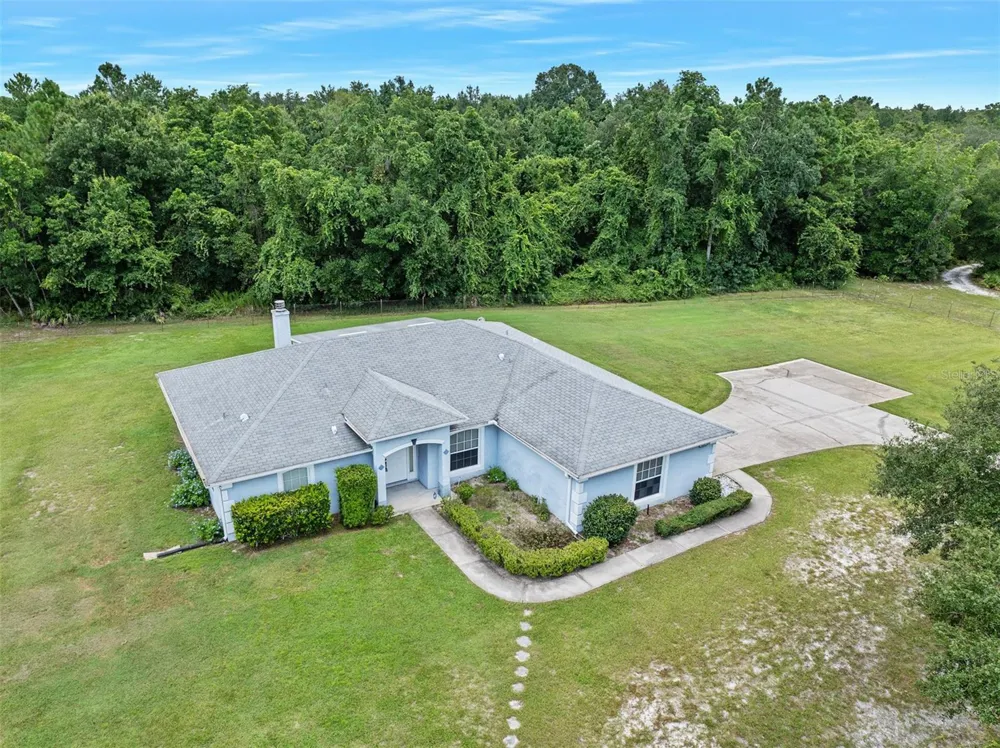 32543 PONDEROSA AVENUE Deland, FL 32720