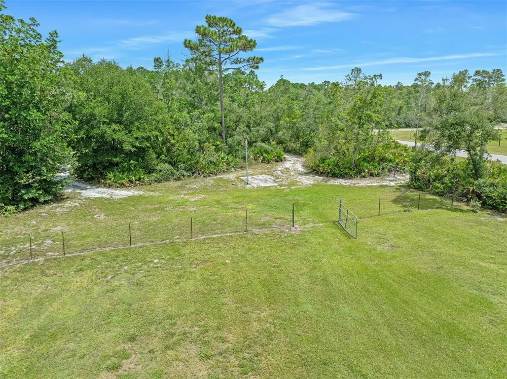 32543 PONDEROSA AVENUE Deland, FL 32720