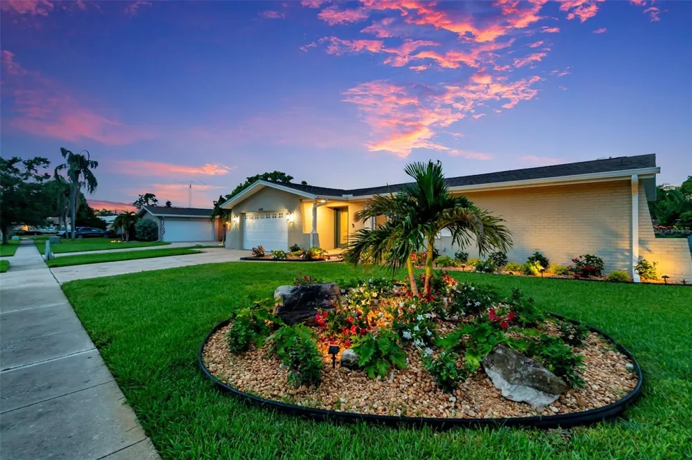 2420 FAIRBANKS DRIVE Clearwater, FL 33764