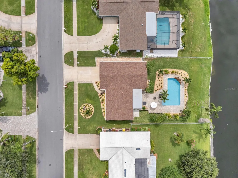 2420 FAIRBANKS DRIVE Clearwater, FL 33764