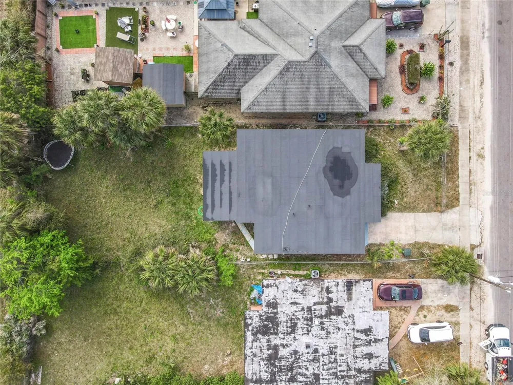 933 MARION STREET Daytona Beach, FL 32114