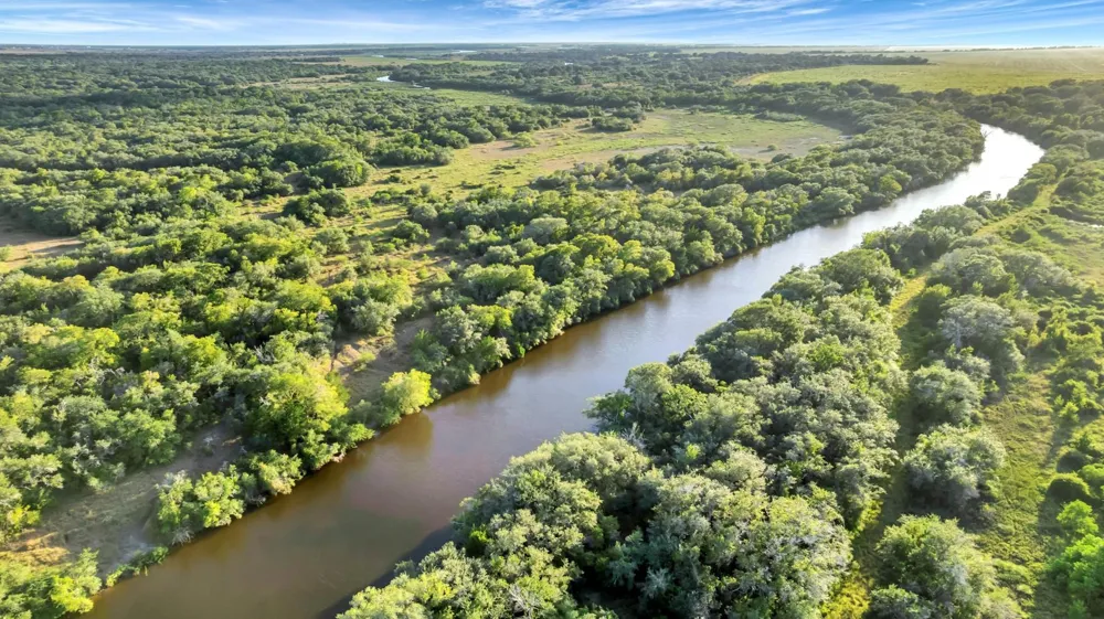 Private Road 4620 Francitas, TX 77961