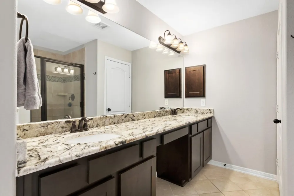 5026 Keith Road Pasadena, TX 77505