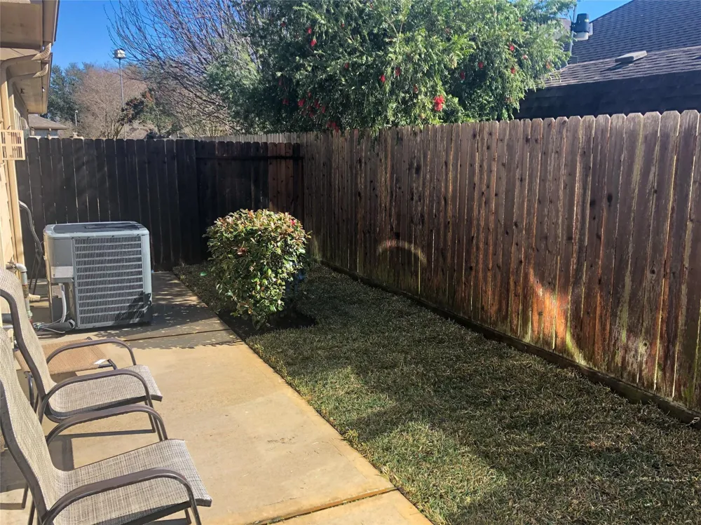5026 Keith Road Pasadena, TX 77505