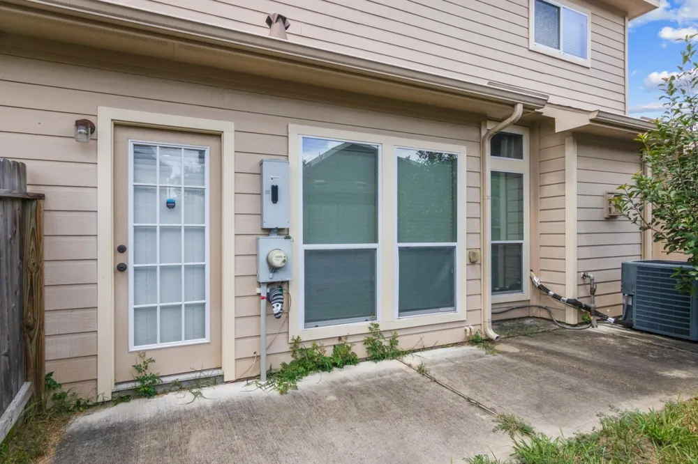 5026 Keith Road Pasadena, TX 77505