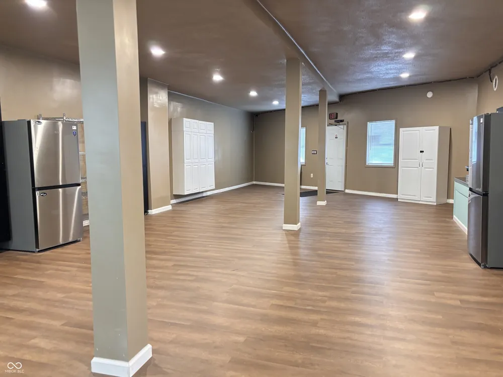 189 E State Highway 3 Vernon, IN 47282