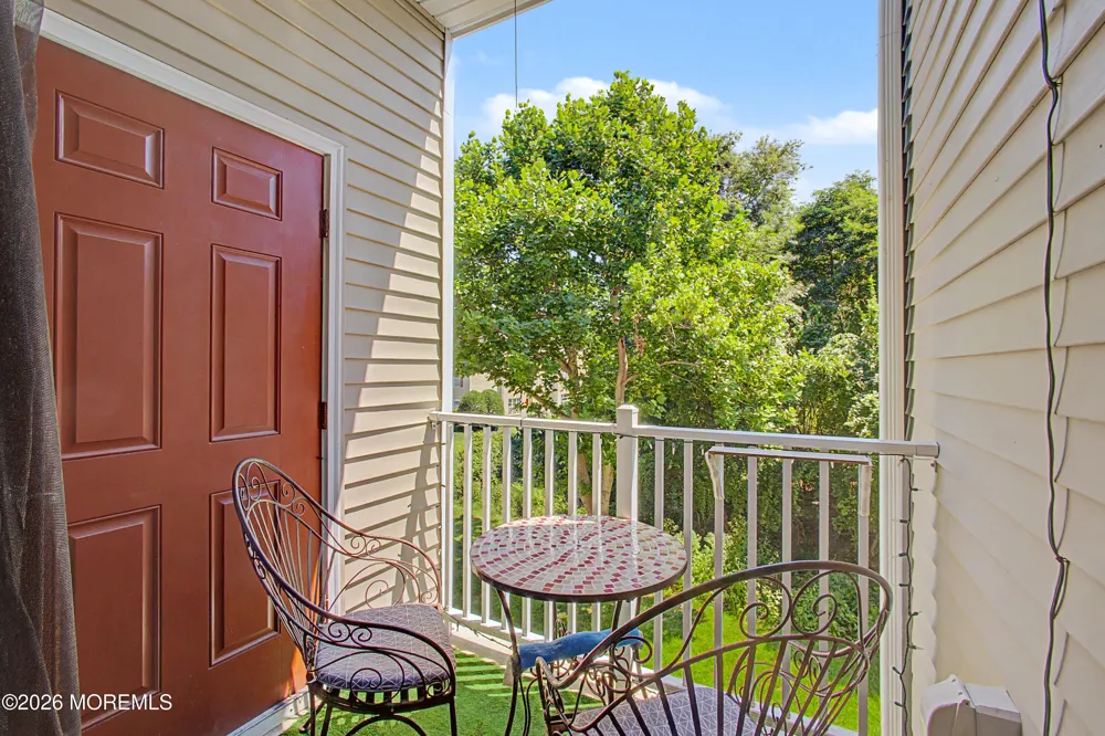 422 Sophee Lane Lakewood, NJ 08701