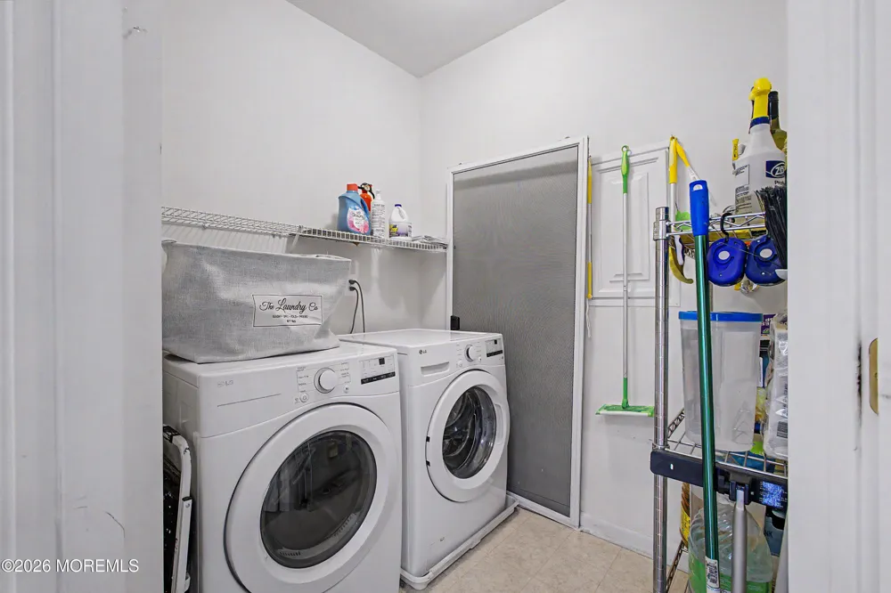 422 Sophee Lane Lakewood, NJ 08701