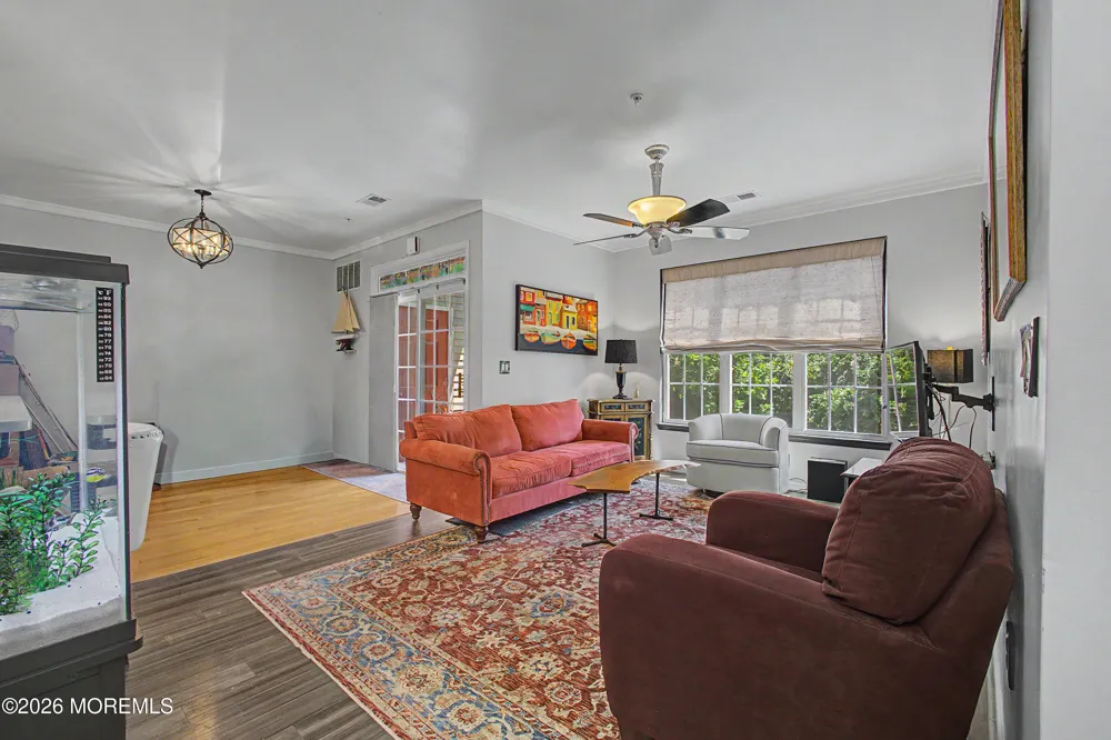 422 Sophee Lane Lakewood, NJ 08701