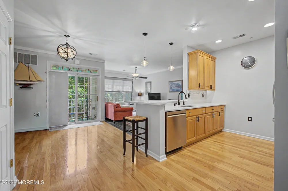 422 Sophee Lane Lakewood, NJ 08701