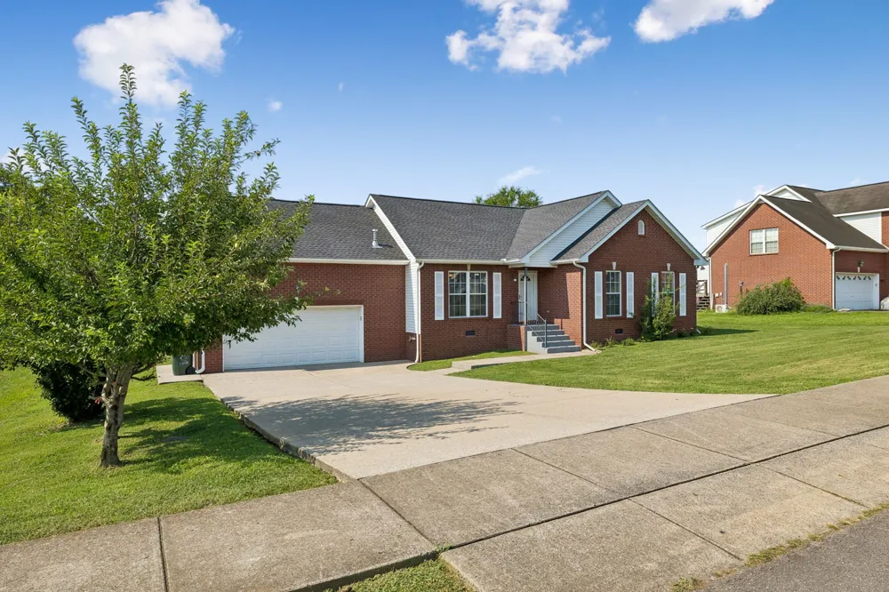 1014 Kiser Ave Hendersonville, TN 37075